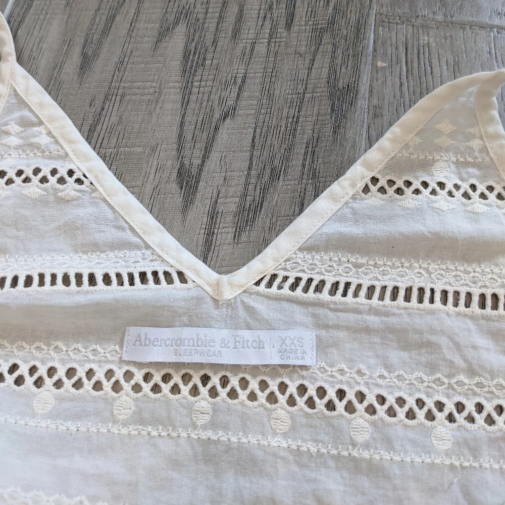 Abercrombie and Fitch Tie Up Tank - Picture 7 of 7